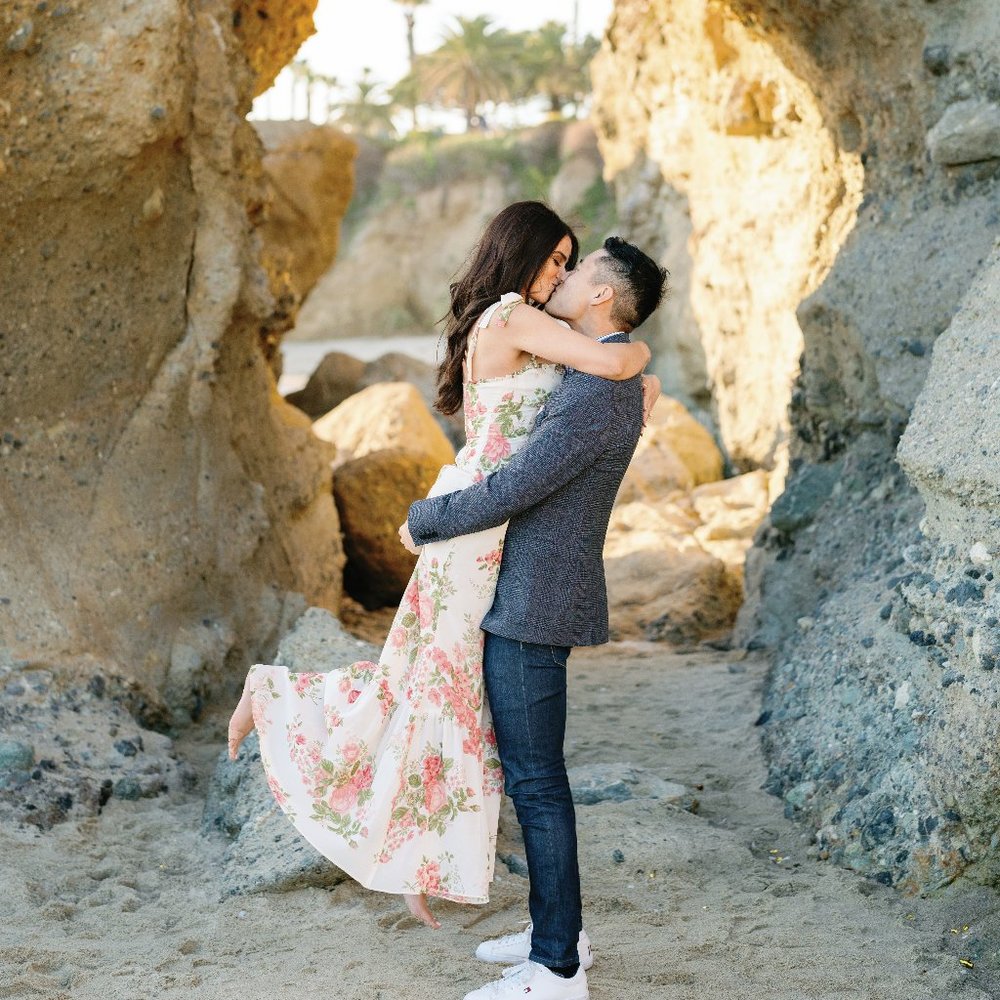 Reformation Jasen Dress Size 4 - excellent like new - corsage pattern - Picture 6 of 9